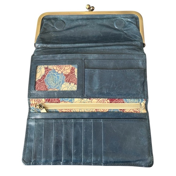 HOBO Rachel Leather Kiss Lock Wallet - Picture 4 of 6